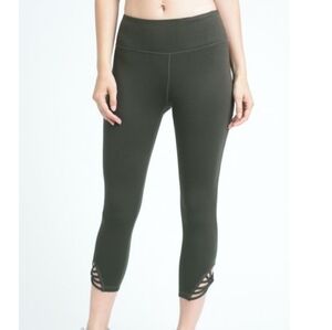 Mono B Capri Athletic Athleisure Legging Strappy Bow Detail Pocket Small S EUC
